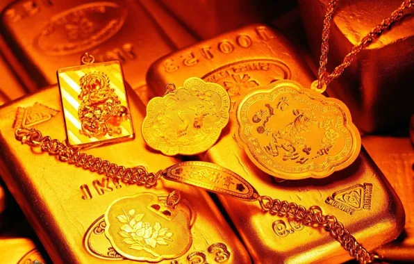 Gold, money, slicci
