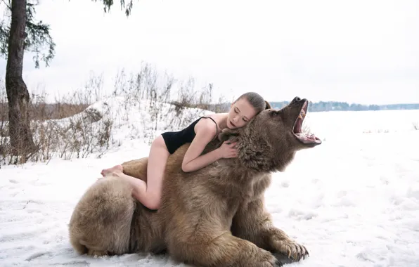 Winter, forest, girl, bear, roar