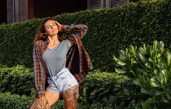 Shorts, woman, young, beautiful, model, tattoo, jeans, brunette