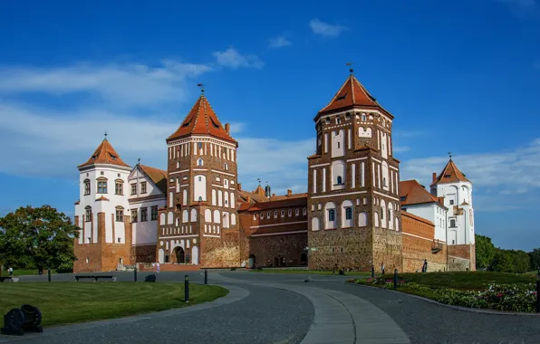 Autumn, architecture, journey, Belarus, Mir castle