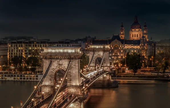Hungary, Budapest, Chain Bridge, St Stephen's Basilica