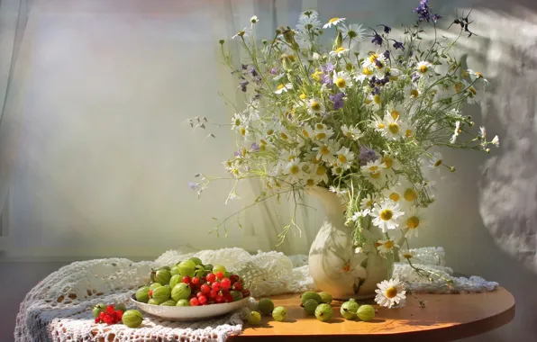 Picture summer, chamomile, bouquet, currants, gooseberry