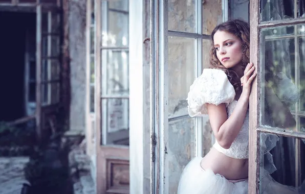 Look, tummy, the beauty, curls, Karina Bratkowska