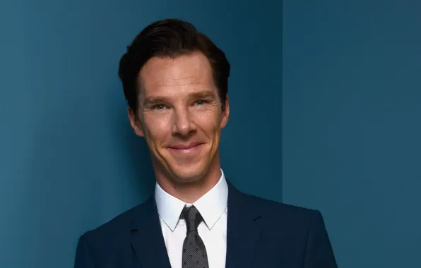 Smile, actor, blue background, Benedict Cumberbatch, Benedict Cumberbatch, British actor