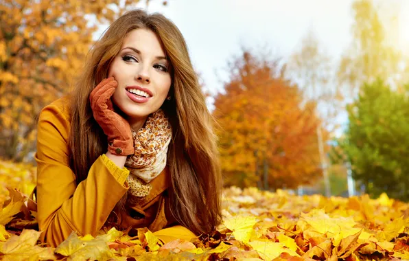 Picture autumn, forest, look, girl, smile, foliage, scarf, gloves