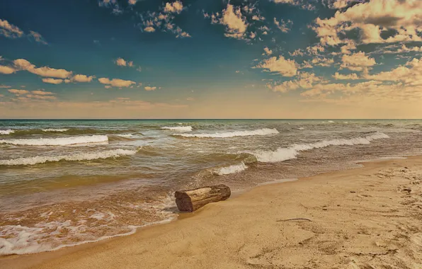 Picture beach, lake, shore, morning, morning light at lake Michigan