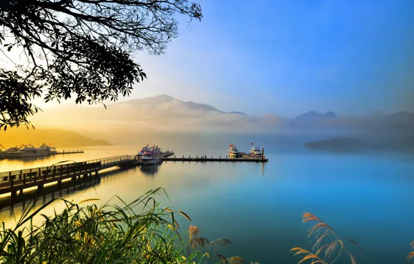 Picture the sky, landscape, lake, ships