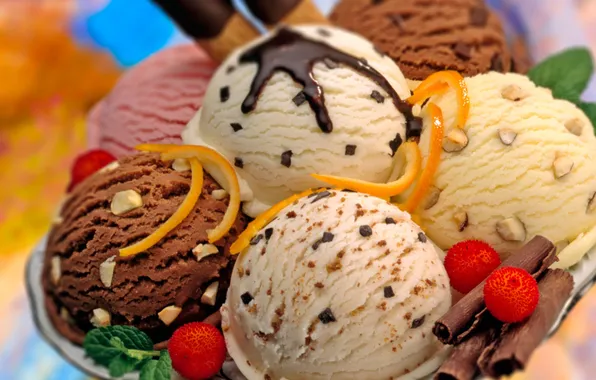 Picture ice cream, strawberries, different flavors, fruit shell