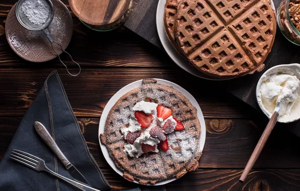 Picture cream, strawberry, nuts, waffles