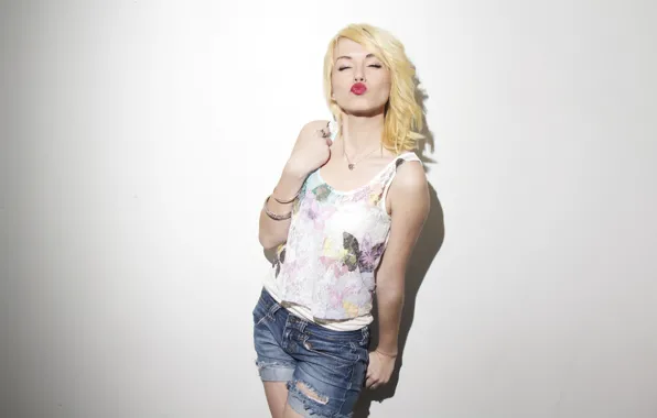 Girl, woman, kiss, lips, blonde, female, duck face, Mary Žeivate