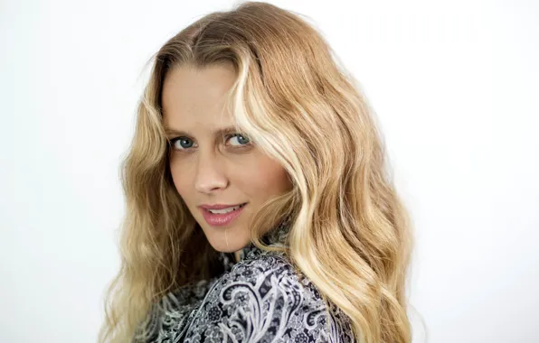 Picture look, girl, pose, smile, makeup, actress, hair, Teresa Palmer