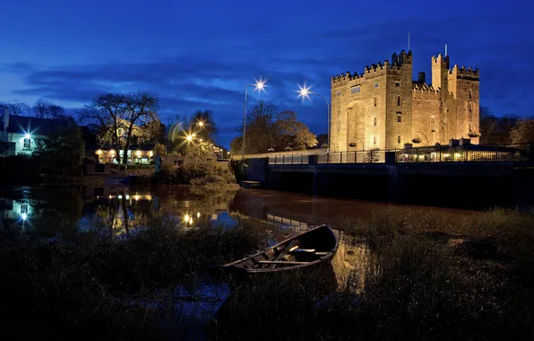 Picture night, lights, pond, castle, boat, Ireland, County Clare