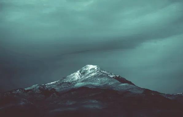Mountain, mountain, snow, the beauty of nature, gloomy sky, snow, gloomy sky, the beauty of …
