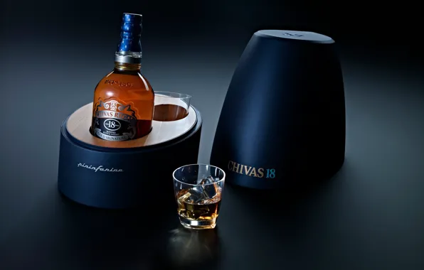 Bottle, whiskey, whiskey, 18 years, Chivas Regal