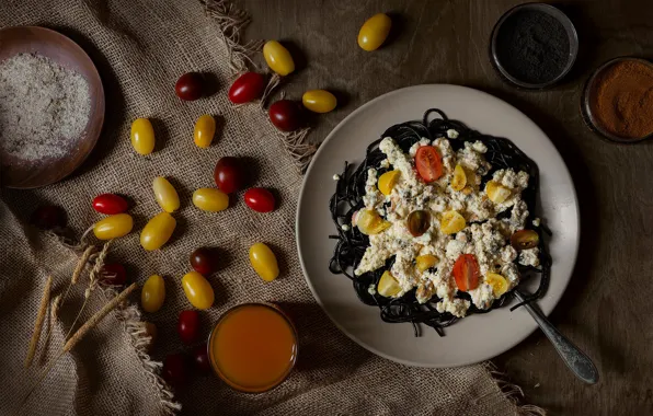 Light, table, yellow, cheese, plate, small, red, tomatoes