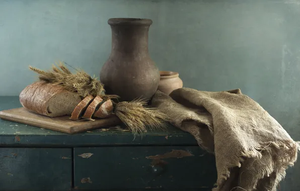 Spikelets, bread, pitcher, still life, burlap