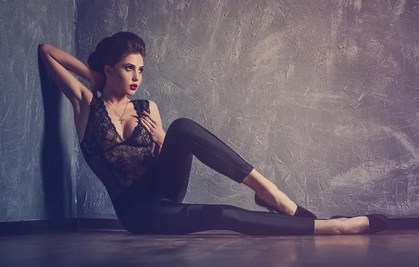 Chest, eyes, look, lips, legs, beauty, lace, photographer