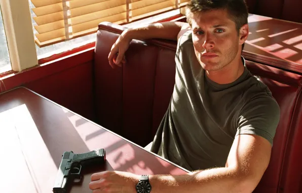 Picture actor, Jensen Ackles, Supernatural, Dean Winchester