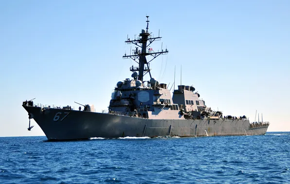 Picture sea, type "Arleigh Burke", US NAVY, squadron, destroyer URO, (DDG-67), USS Cole