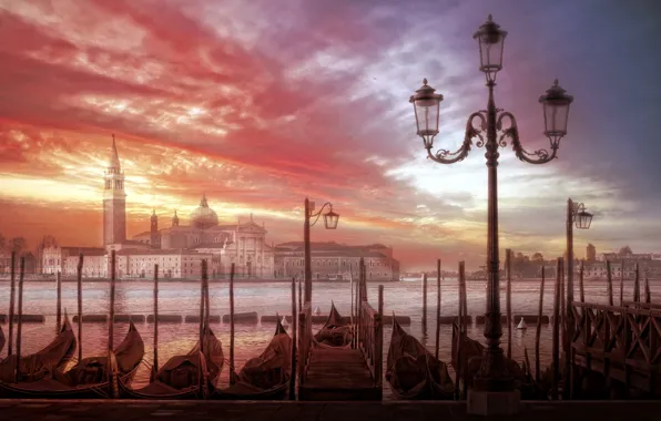 Picture sunset, the city, Venice