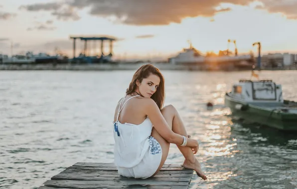Look, the sun, pose, river, model, portrait, makeup, pier