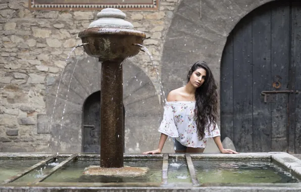 Face, model, hair, brunette, fountain, Joanna