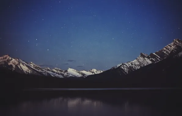 The sky, stars, mountains, lake, reflection