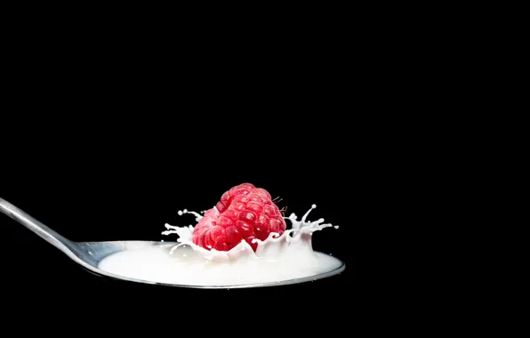 Squirt, raspberry, milk, spoon, black background