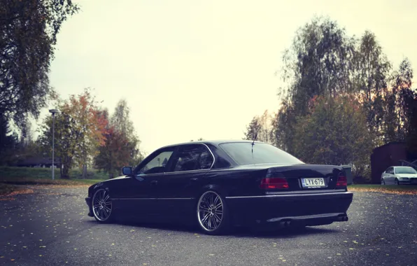 Picture autumn, lights, tuning, bmw, BMW, 740, stance, E38
