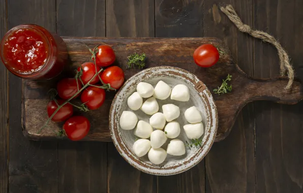 Board, tomatoes, sauce, dumplings