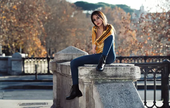 Picture girl, the city, street