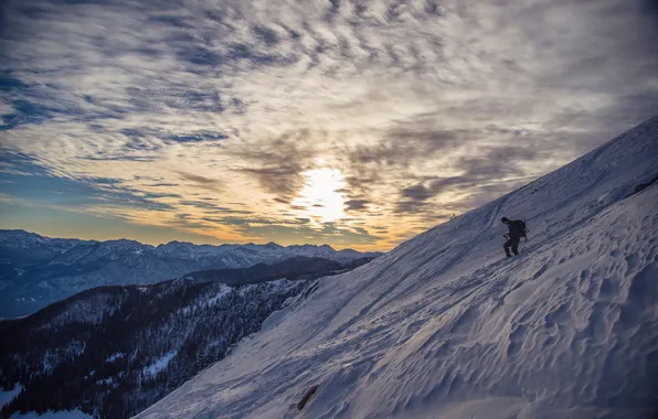 Picture winter, the sky, the sun, clouds, the descent, people, the evening, snow-capped mountains