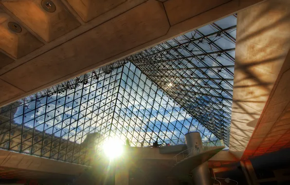The sun, rays, people, ladder, shadows, Paris, Louvre