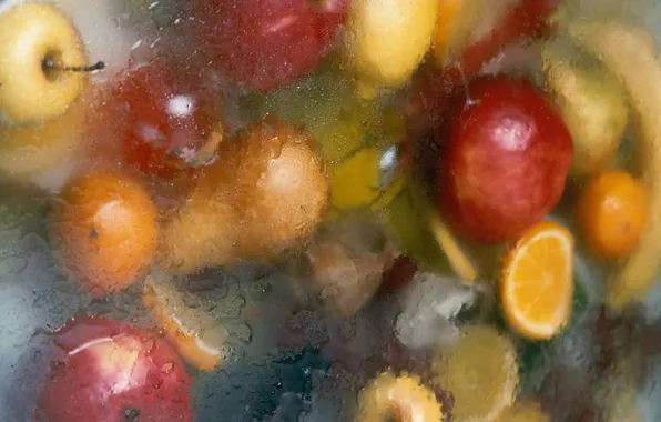 Water, glare, fruit