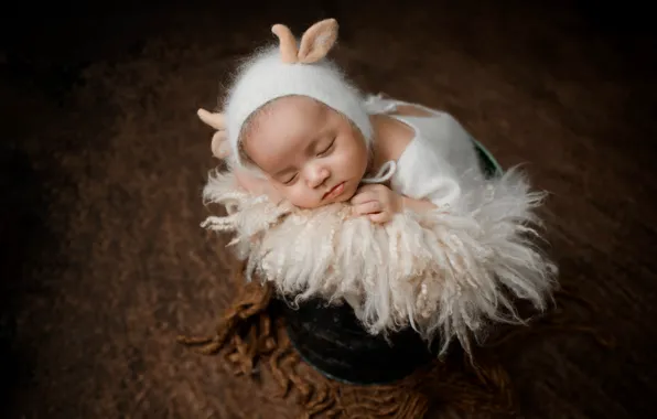 Pose, the dark background, background, child, sleep, baby, costume, sleeping