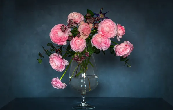 Water, flowers, table, glass, bouquet, vase, pink, still life