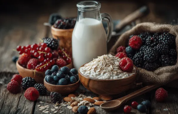 Berries, raspberry, table, Board, bottle, milk, blueberries, spoon