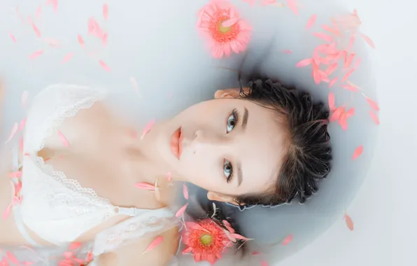 Picture white, erotic, chest, eyes, look, water, girl, flowers