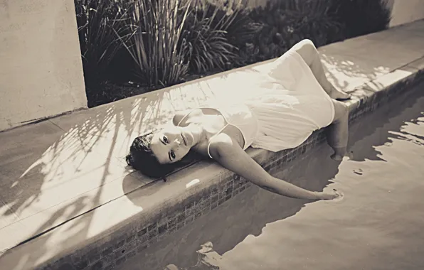 Look, girl, pool, actress, brunette, white dress, beautiful eyes, Jaimie Alexander