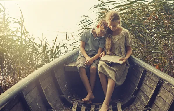 Picture boat, boy, girl, book