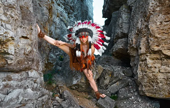 Picture look, girl, pose, rocks, feathers, paint, roach, Aliona Turcan