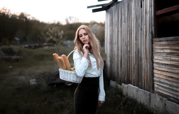 Girl, house, bread