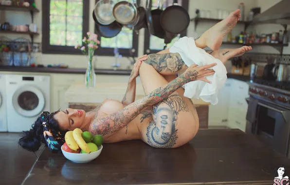Table, piercing, tattoo, kitchen, fruit, Nesty