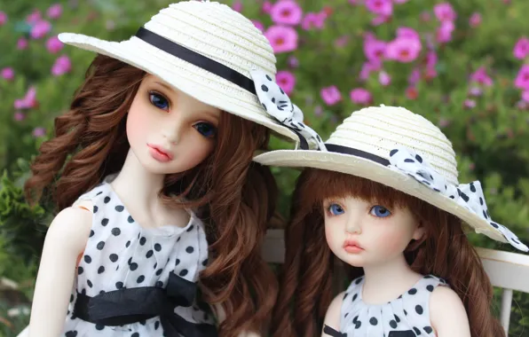 Picture doll, doll, polka dot, hats, bows, blue eyes, blue eyes, doll