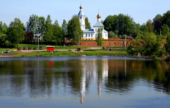 Picture river, shore, Tishkovo, Podmoskvje., The Church Of St. Nicholas