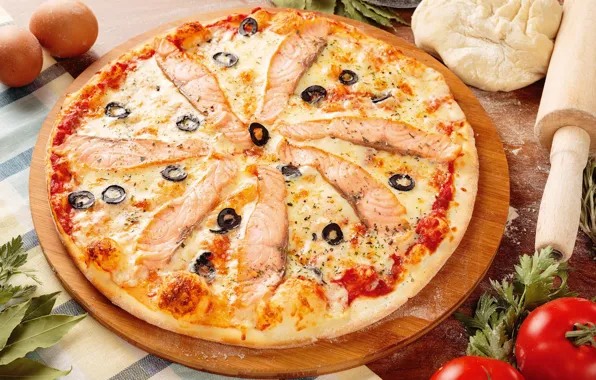 Cheese, pizza, olives, salmon