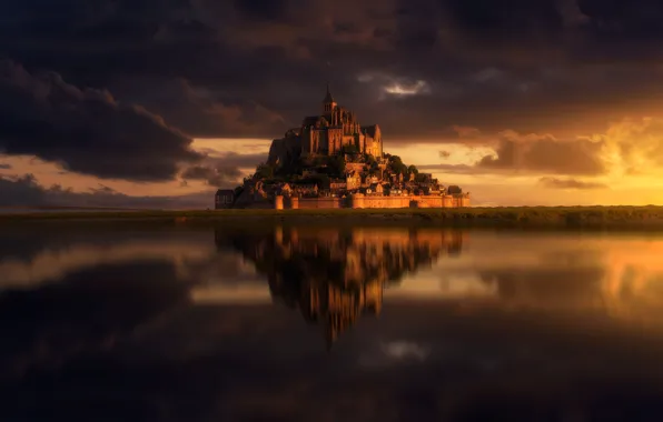 Clouds, castle, France, island, Mont-Saint-Michel