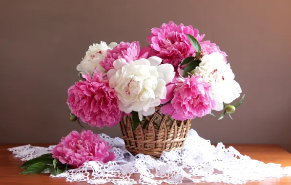 Picture basket, colorful, peonies