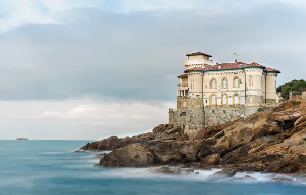 Picture sea, the sky, clouds, stones, castle, coast, ship, horizon