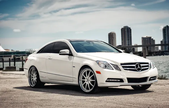 Picture coupe, skyscrapers, mercedes benz E-Class Coupe